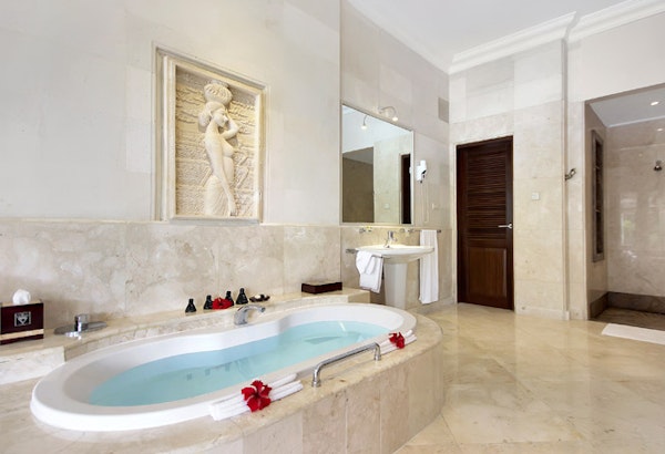 IndonesienViceroy Bali Pool Suite Bathroom