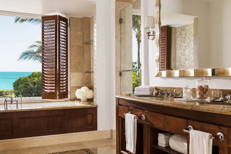 Bahamas The Ocean Club Bath