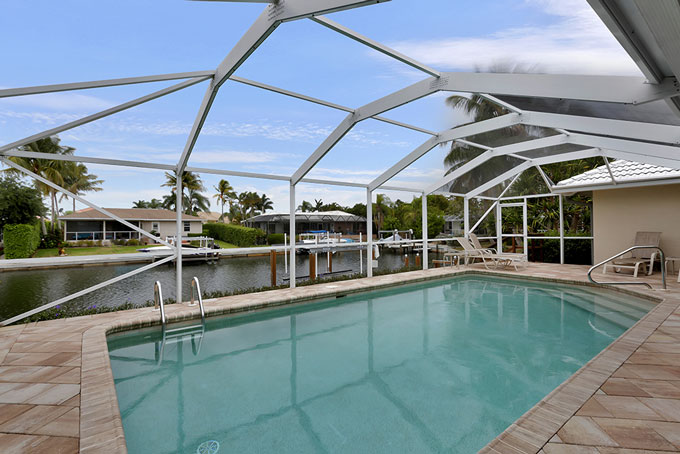 HotelFloridaGulfCoastHomesMarcoIsl Swim