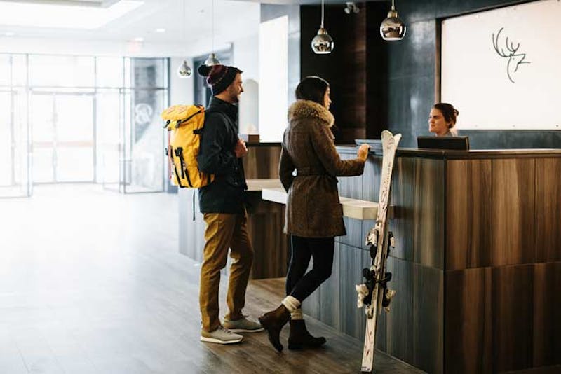 HotelAlbertaBanff ElkandAvenue Lobby1