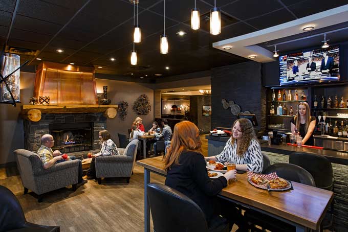 HotelAlbertaBanff RundlestoneLodge Restaurant