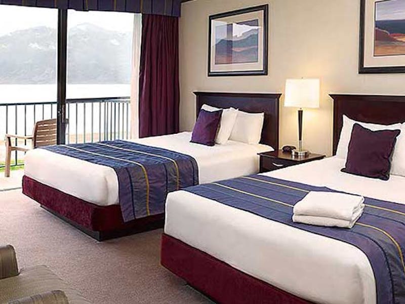 HotelBritish ColumbiaHarrisonHotSpringsResort1