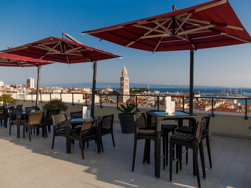 HotelKroatienCornaro Split Rooftop Bar 7