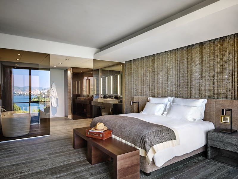 HotelPortugalSix Senses Douro ValleyQuinta Panorama Suite bedroom2