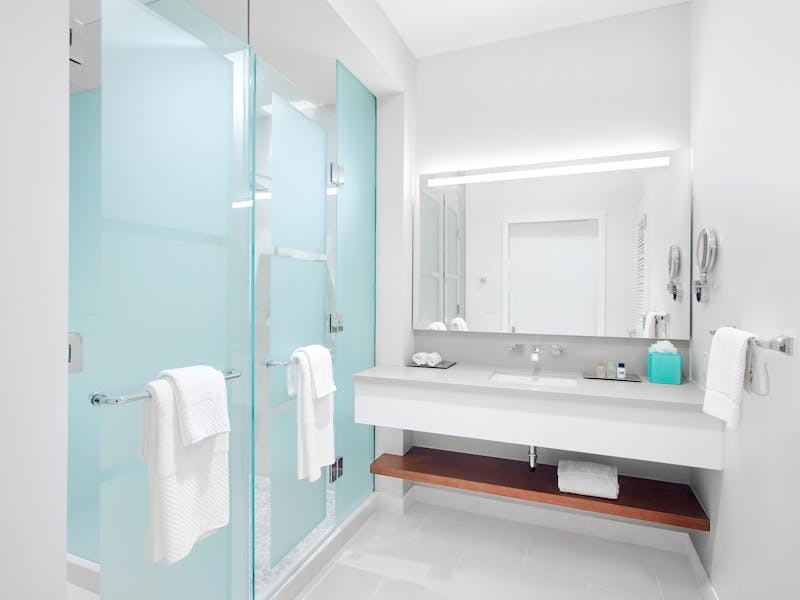 HotelBahamasNassau Margaritaville Bathroom