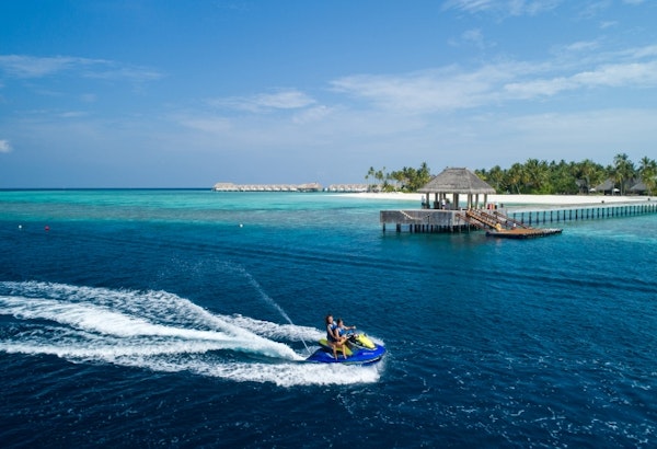 HotelMaledivenBaglioni Resort Maldives Experience Jet Ski 2