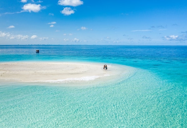 HotelMaledivenBaglioni Resort Maldives Experience Sandbank 7