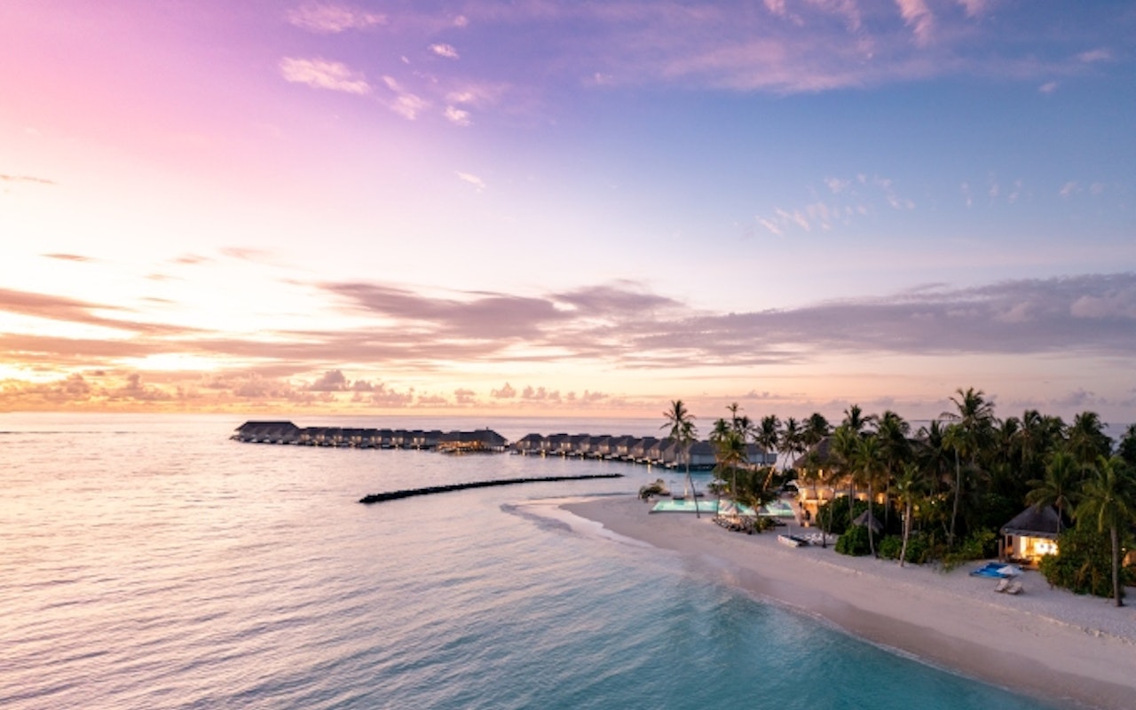 HotelMaledivenBaglioni Resort Maldives Sunset