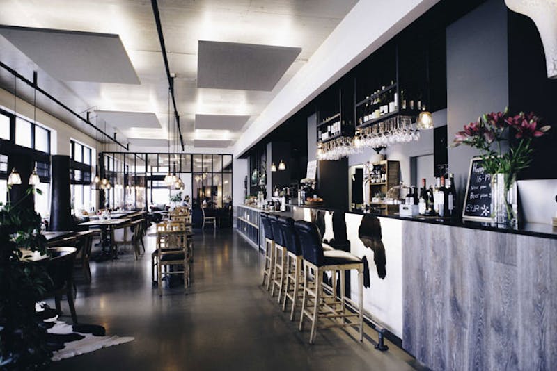 HotelIslandEyjaHotelReykjavik Bar2