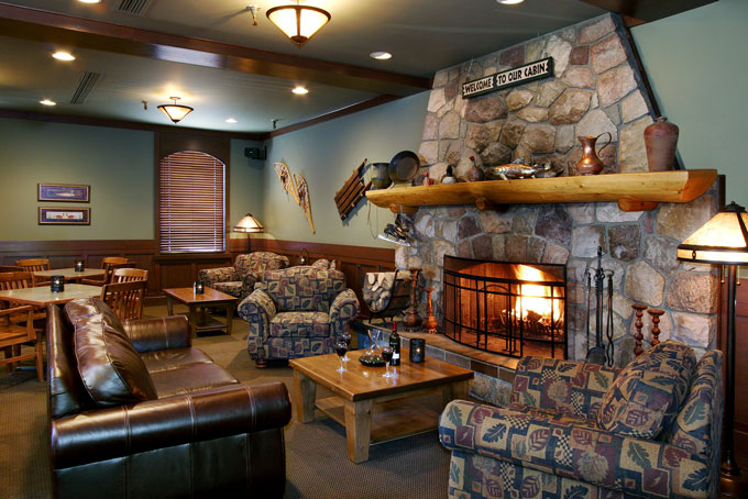 HotelAlbertaJasperMarmotLodge Lounge