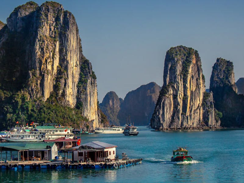 VietnamHa Long BayFloating Fishing illage