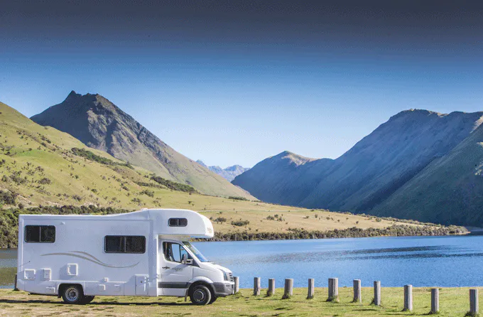 CamperMightyNeuseelandBigSix Aussen2
