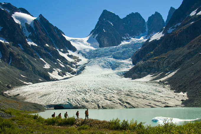 HotelBritish ColumbiaTweedsmuirParkLodge1PCMikeWigle
