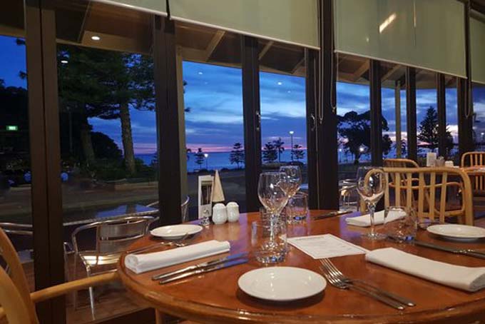 HotelAustralienSouthAustraliaWhyhallaForeshoreMotorInnWhyhalla Restaurante