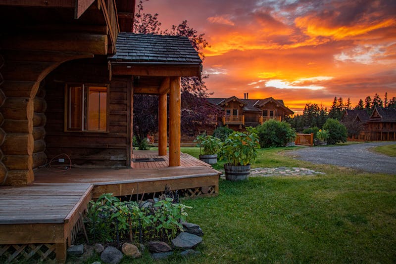 HotelBritish ColumbiaEchoValleyRanch Cabin