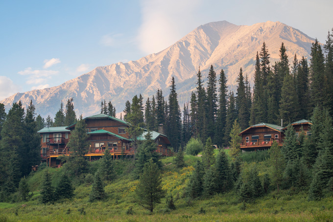 HotelAlbertaMountEngadineLodgeaussen