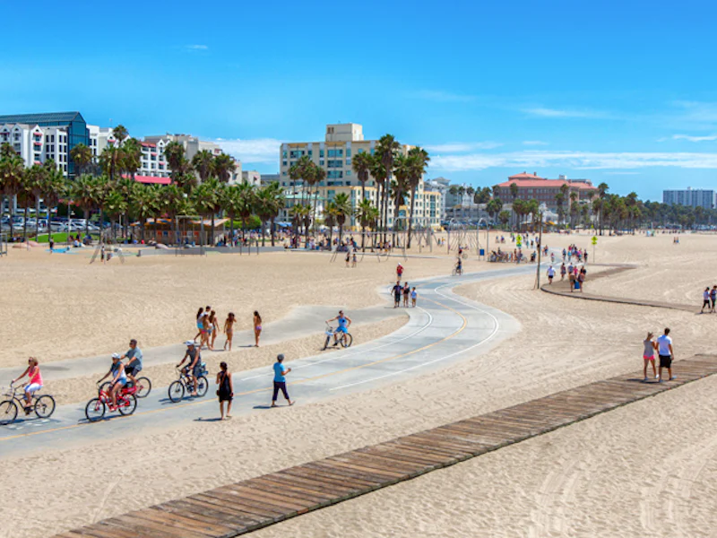 CaliforniaSantaMonicaBeach biking3