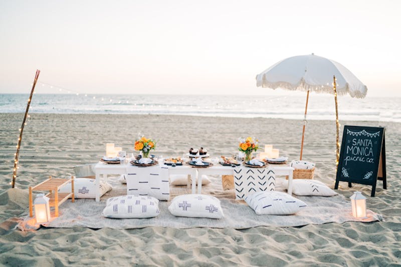 CaliforniaSantaMonicaBeach Picnic