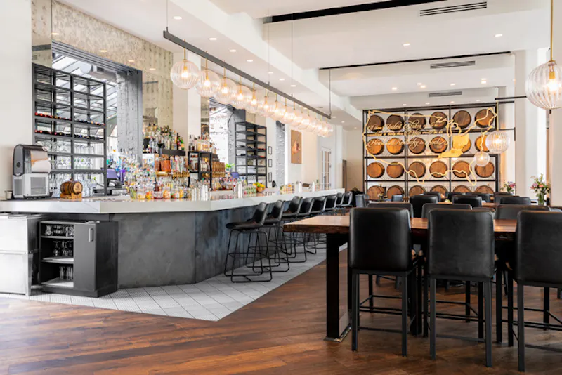 HotelKentuckyCovingtonHotel Covington Bar2