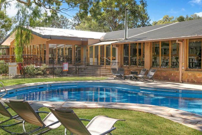 HotelAustralienSAFlinders RangesWilpena Pound Resort Pool