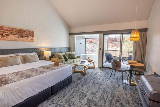 Zimmer mit Kingsize-Bett