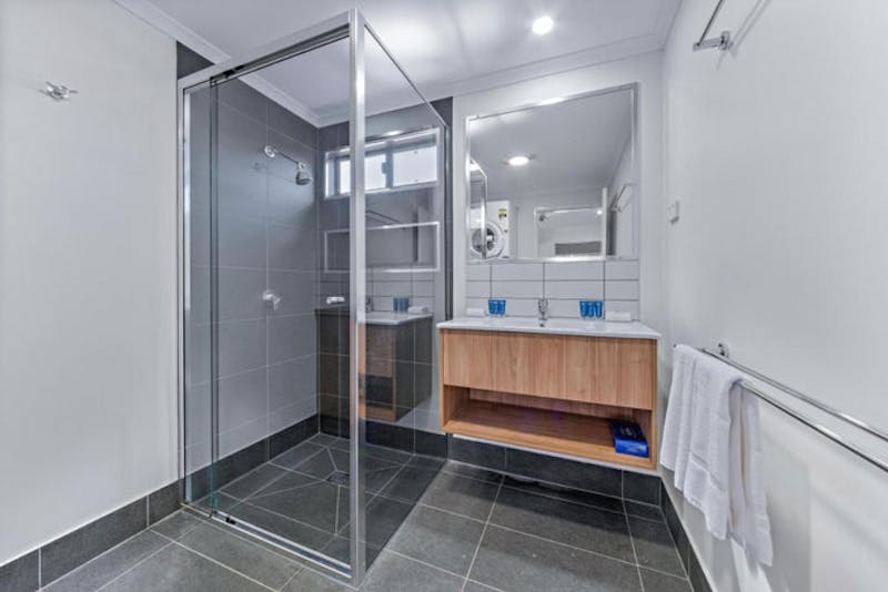 HotelAustralien QLDAirlie BeachDiscovery Parks Airlie Beach Bad