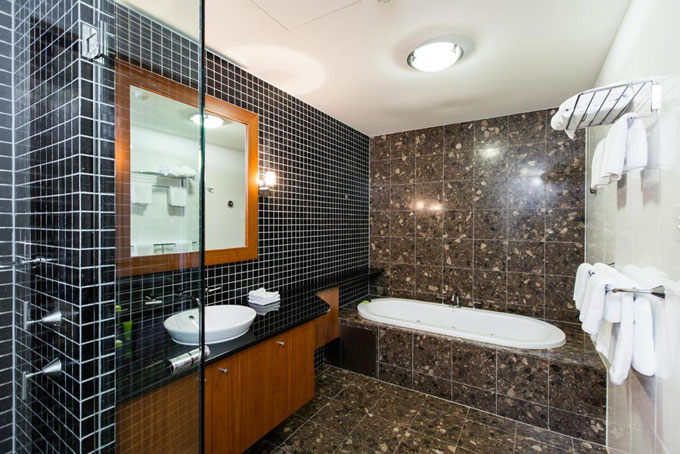 HotelAustralienSouth AustraliaMajestic Roof Garden Adelaide Bad