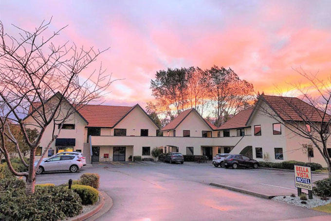 HotelNeuseelandFjordlandFjordland National ParkBella Vista Motel von aussen