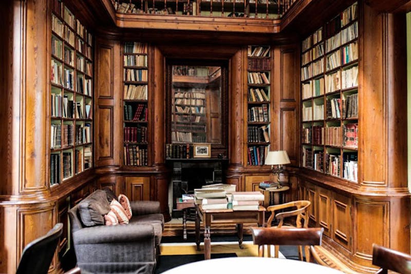 HotelPortugalCoimbraQuinta das LagrimasBuecherei