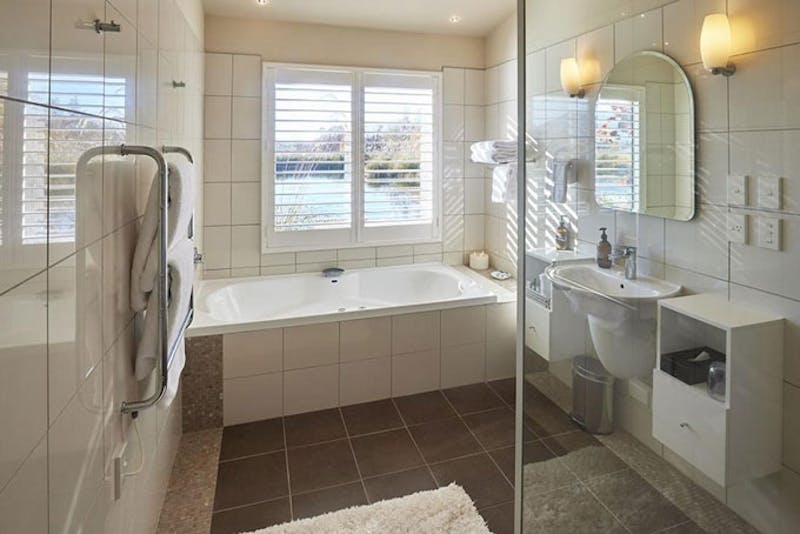 HotelNeuseelandTwizelMatuka LodgeBad