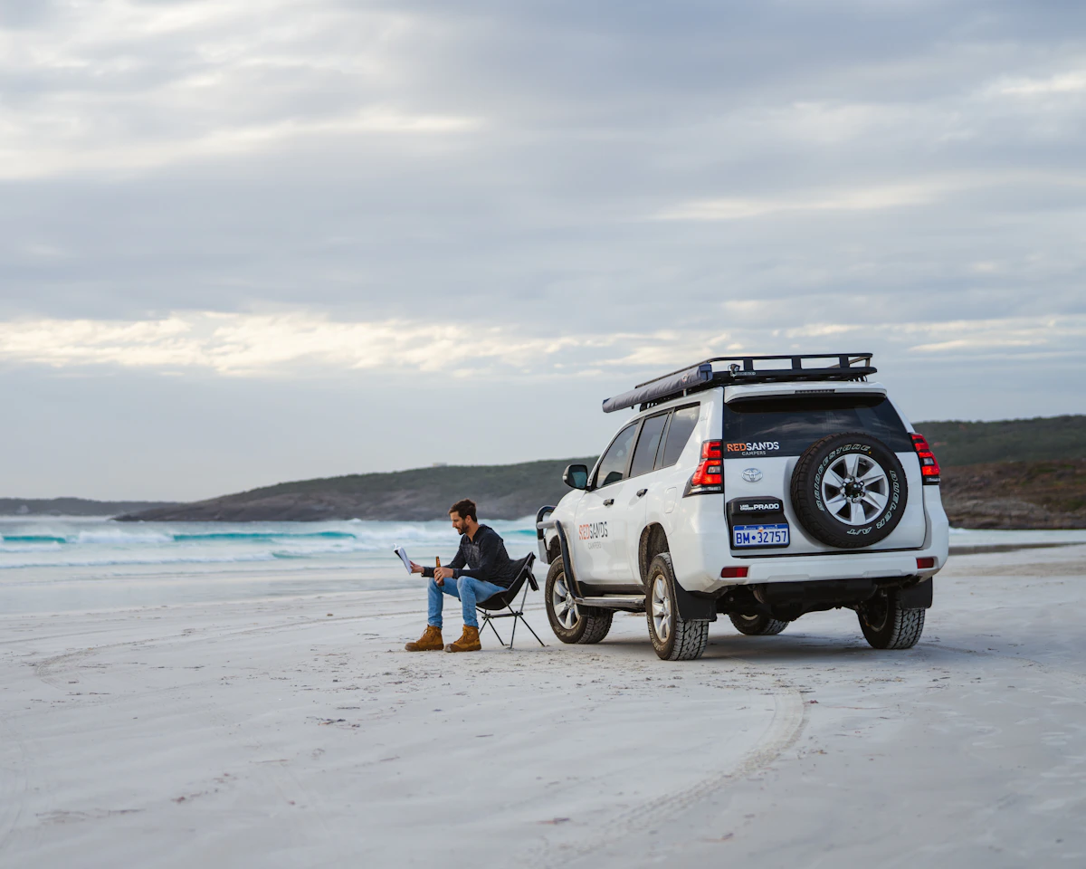 FahrzeugeRedSands CampersToyota Land Cruiser Prado 4WDBeach