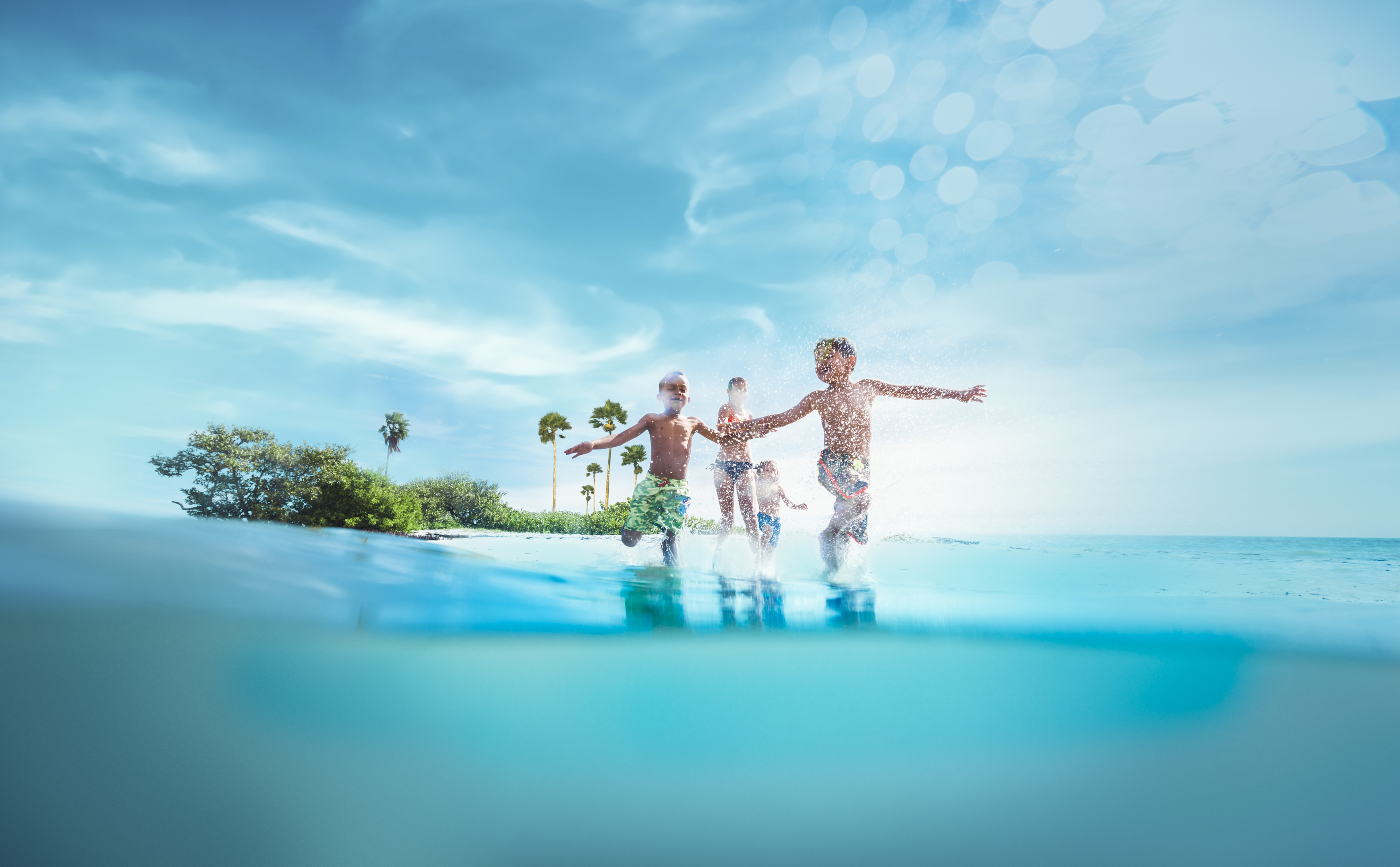 HDFloridaSt Pete ClearwaterChildren Playing in the Water Visit St