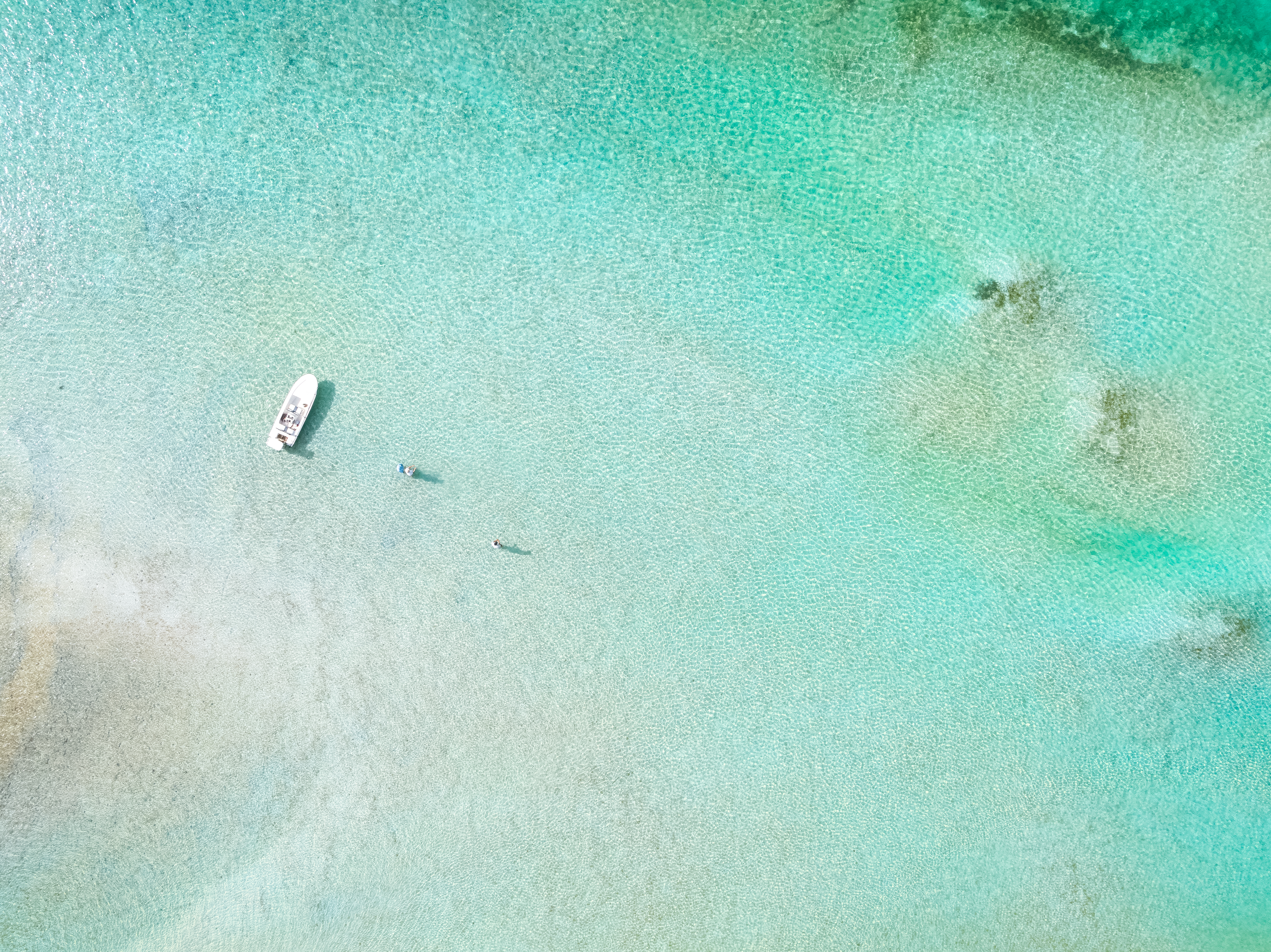 HDBahamasAndrosBoot aerialview