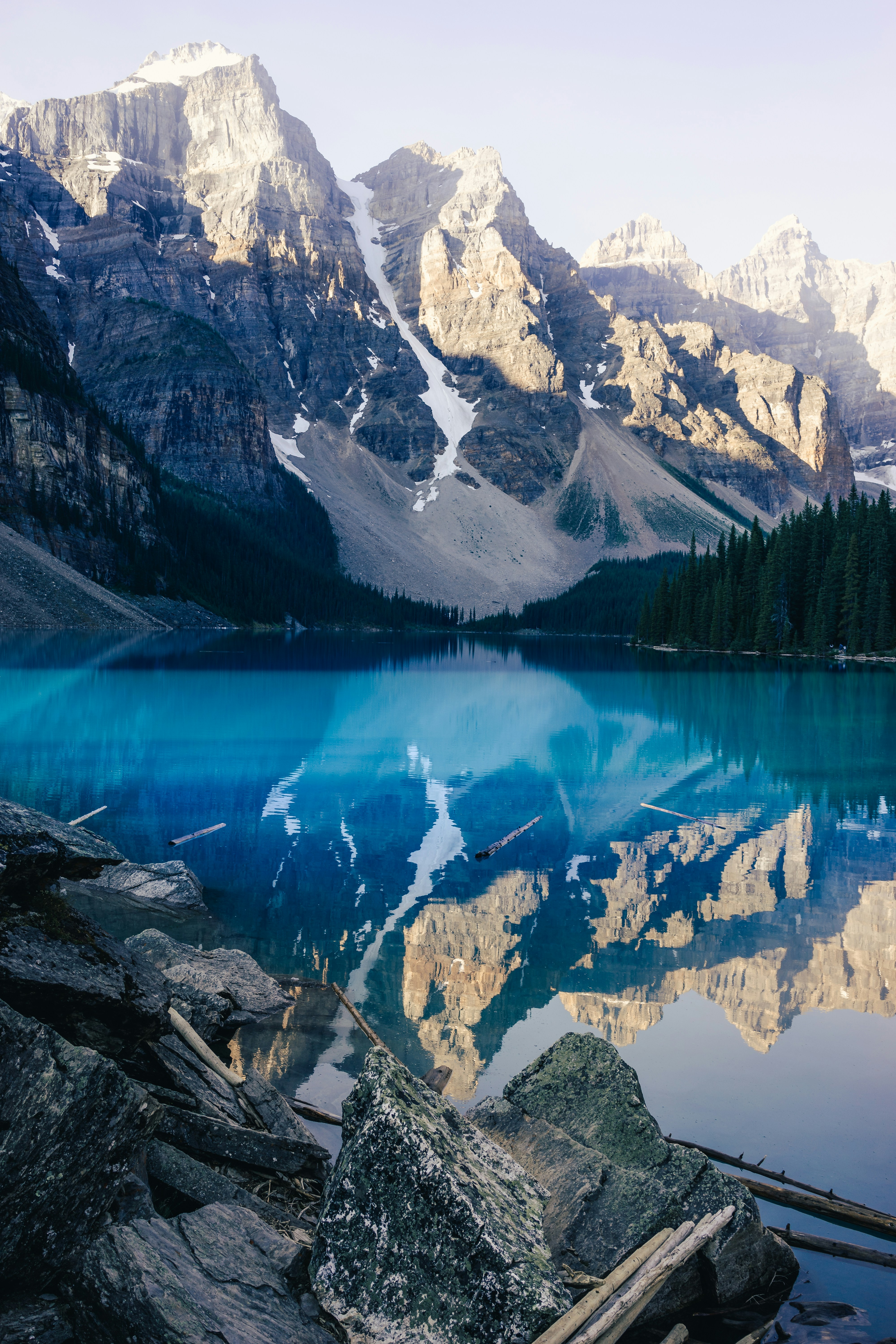 HDAlbertaBanffmoraine lake banff3