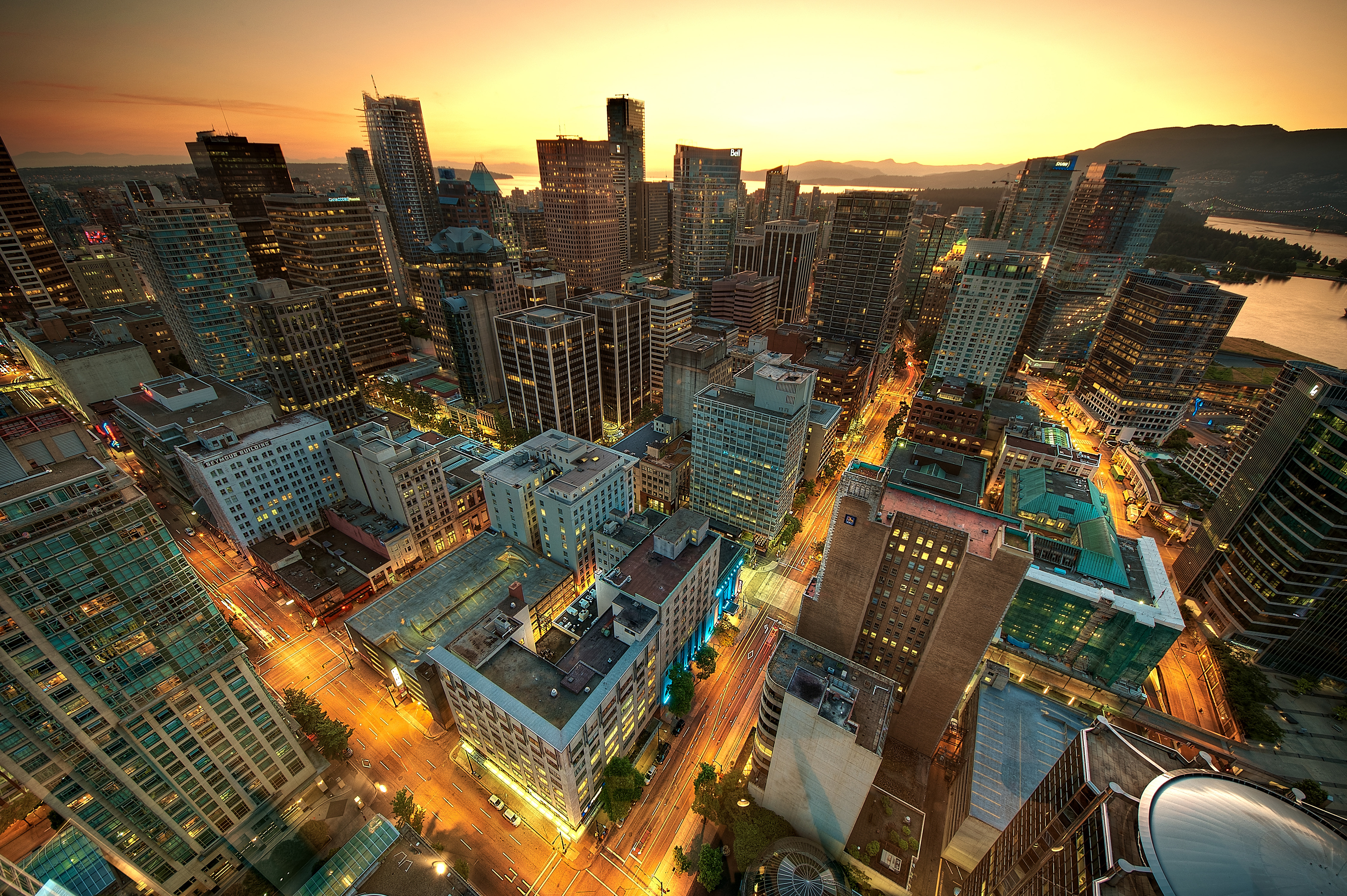 HDBritish ColumbiaVancouverDowntown Vancouver Sunset
