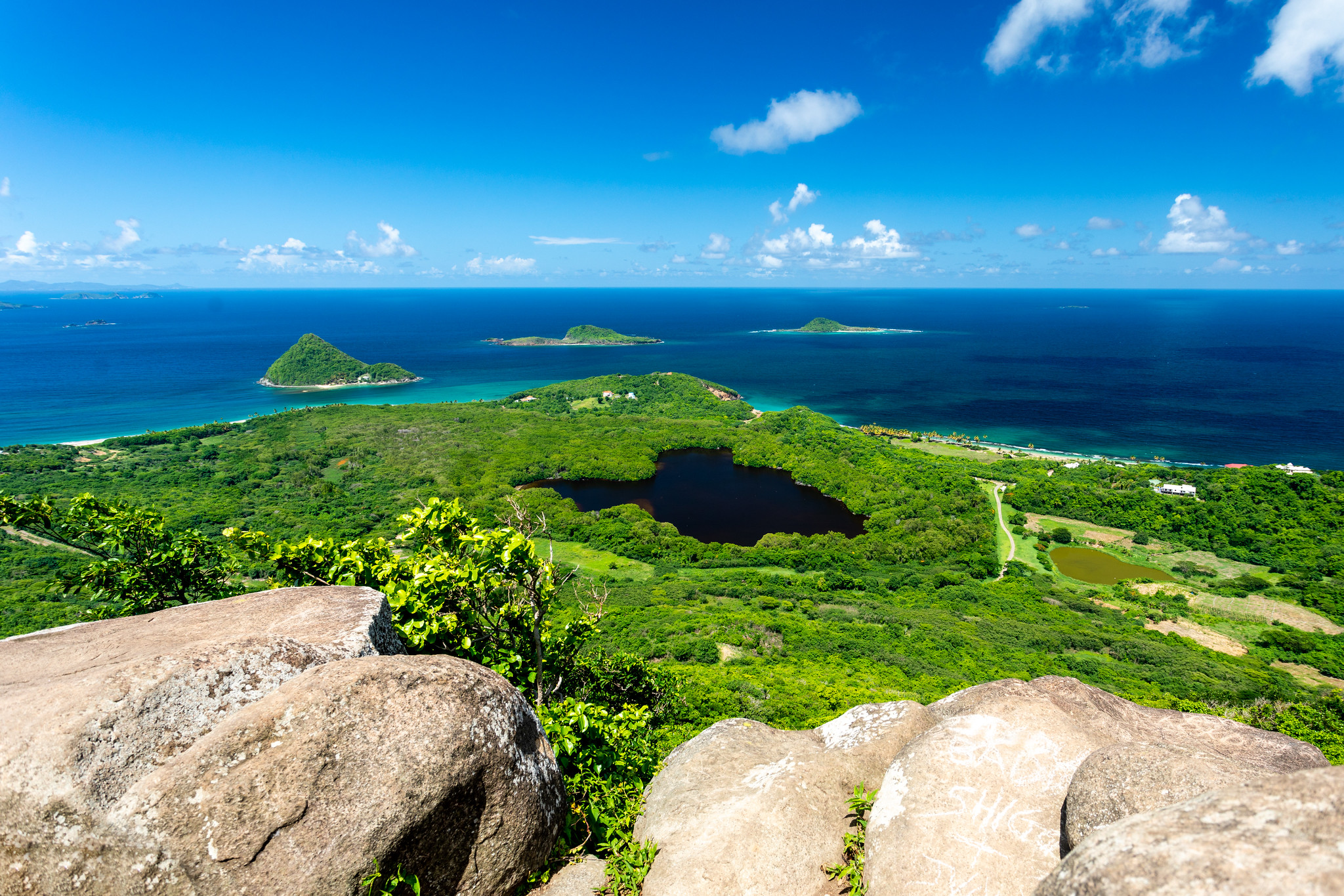 HDGrenadaWelcome Rock