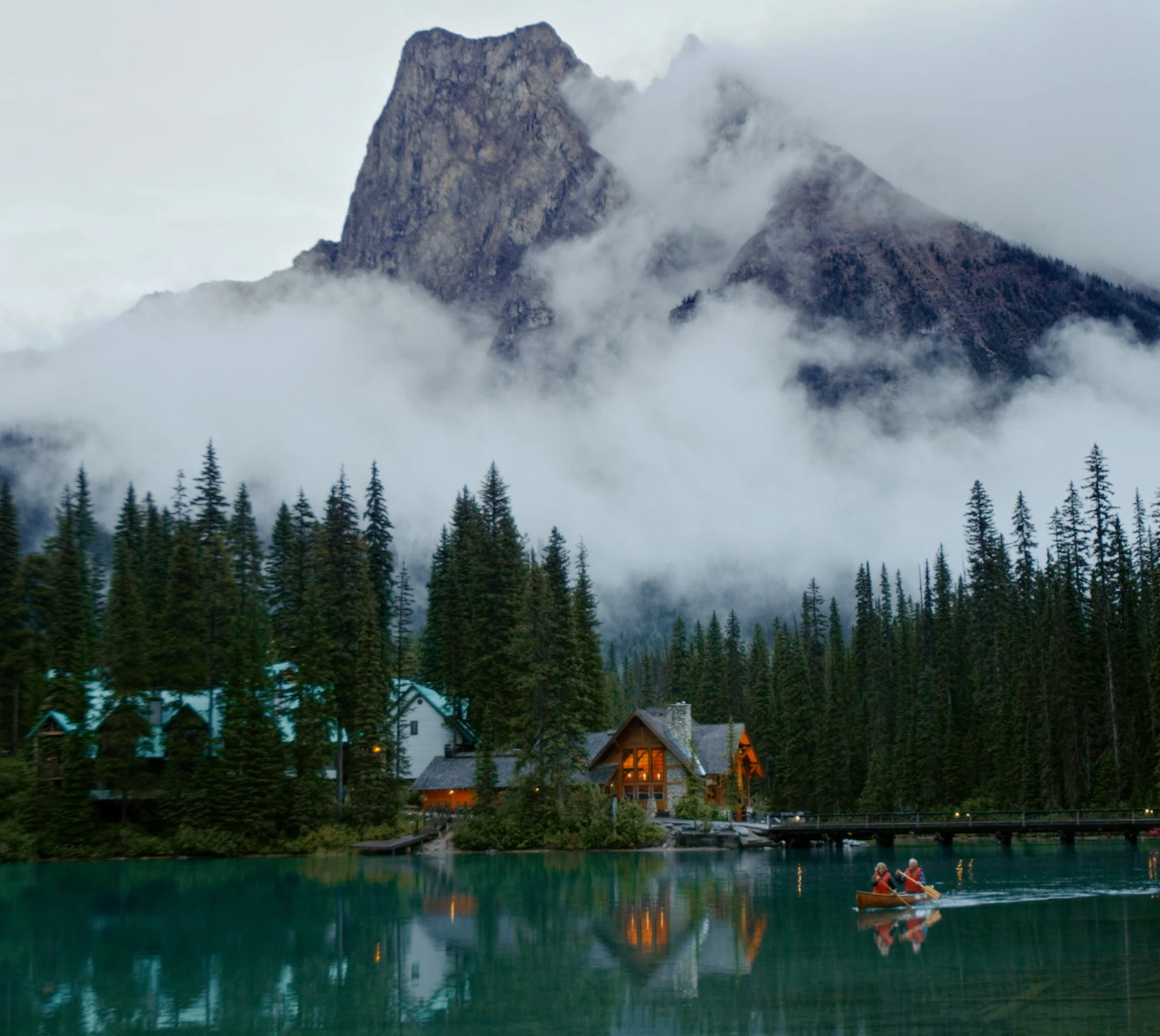 HDBritish ColumbiaEmerald Lake