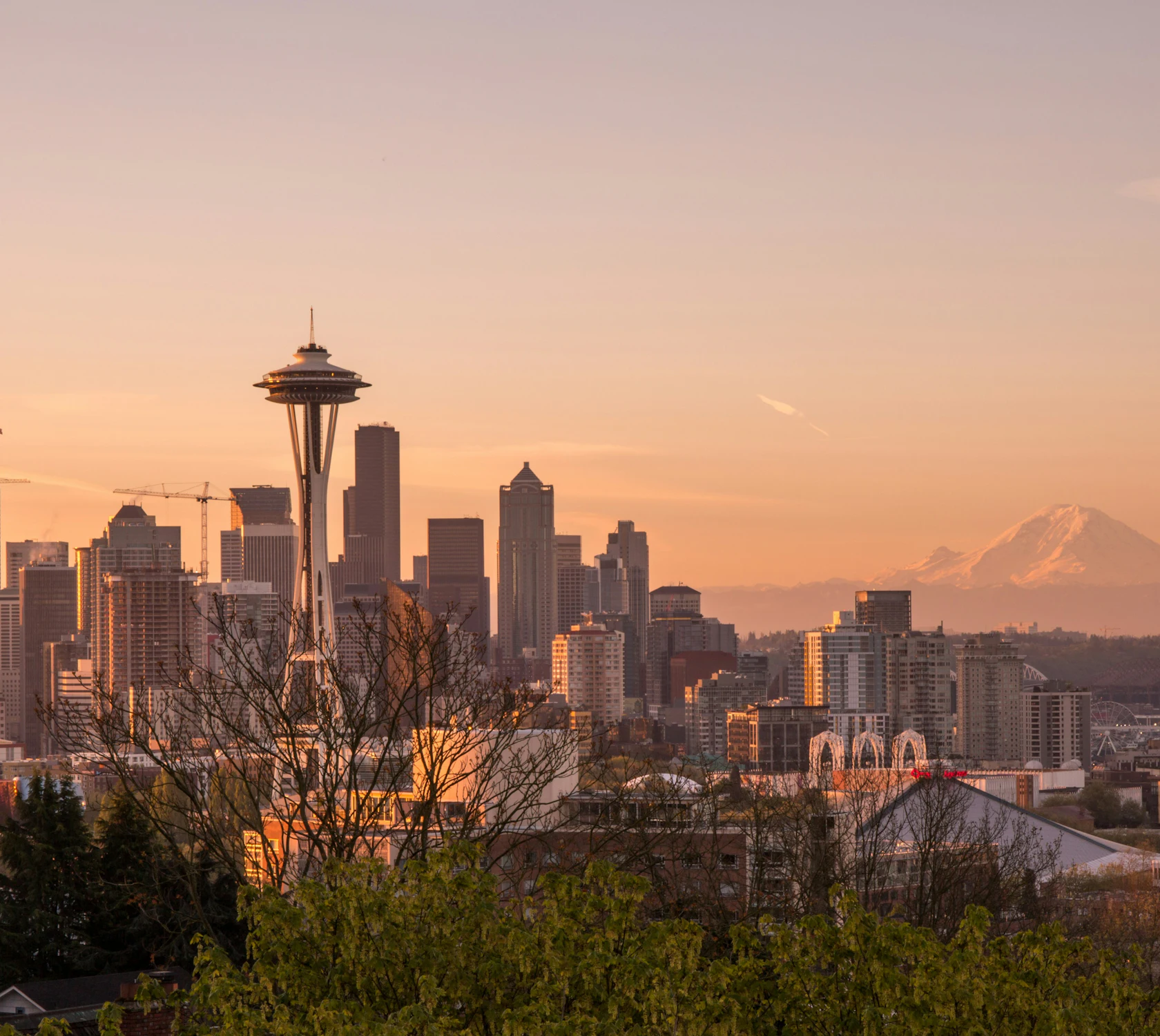 HDWashingtonSeattleskyline sunset Mount Rainier