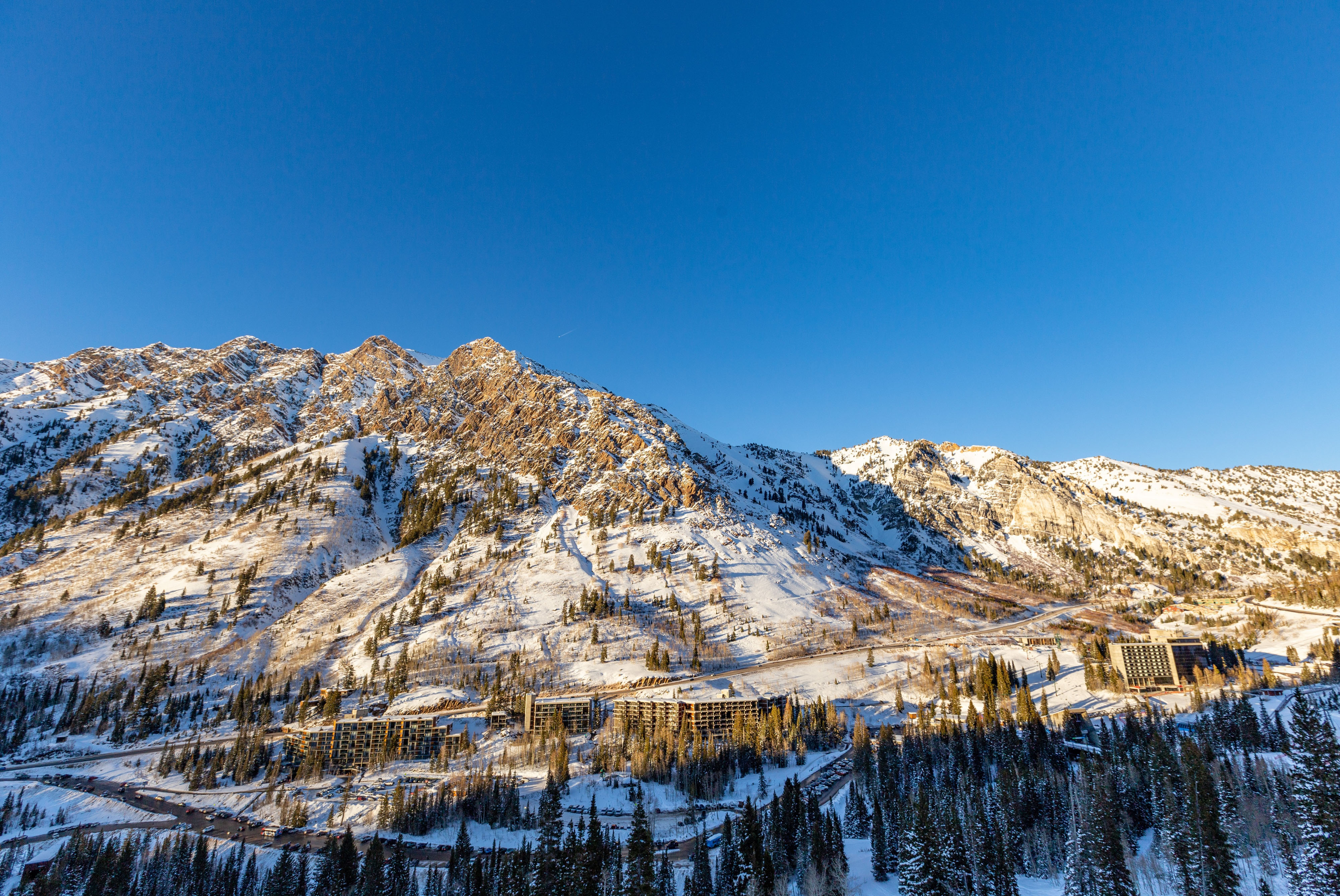 HDUSA SkiCottonwood CanyonsHang