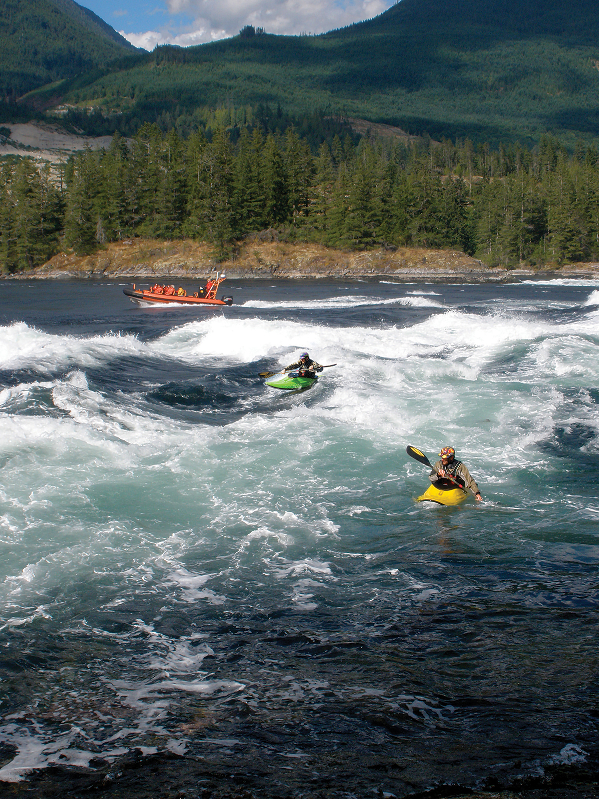 HDHotelBritish ColumbiaWest Coast Wilderness LodgeSkookumchuck Rapids