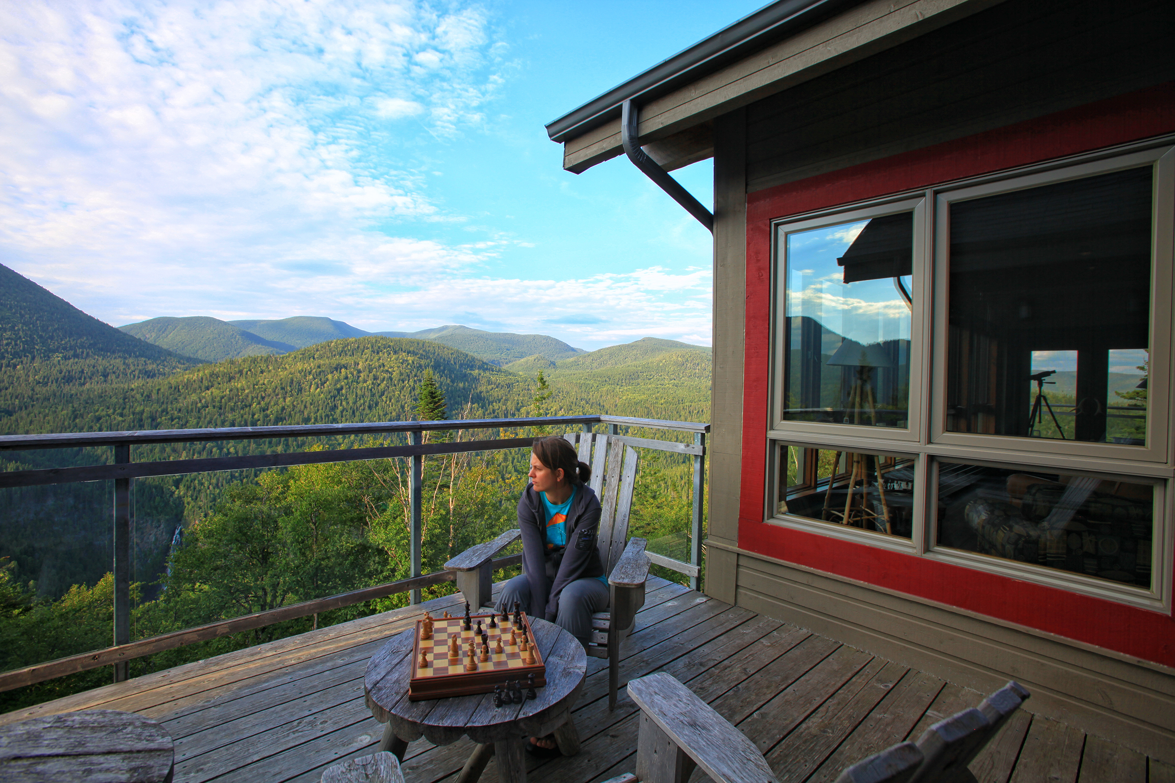 HDHotelQuebecChicChocMountainLodgeaussen2