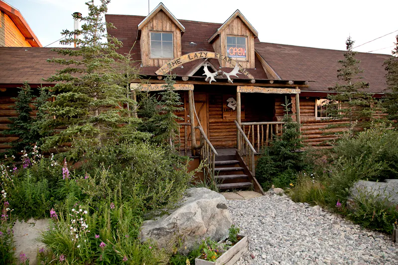 HDManitobaLazy BearUltimate Summer AdventureLodge