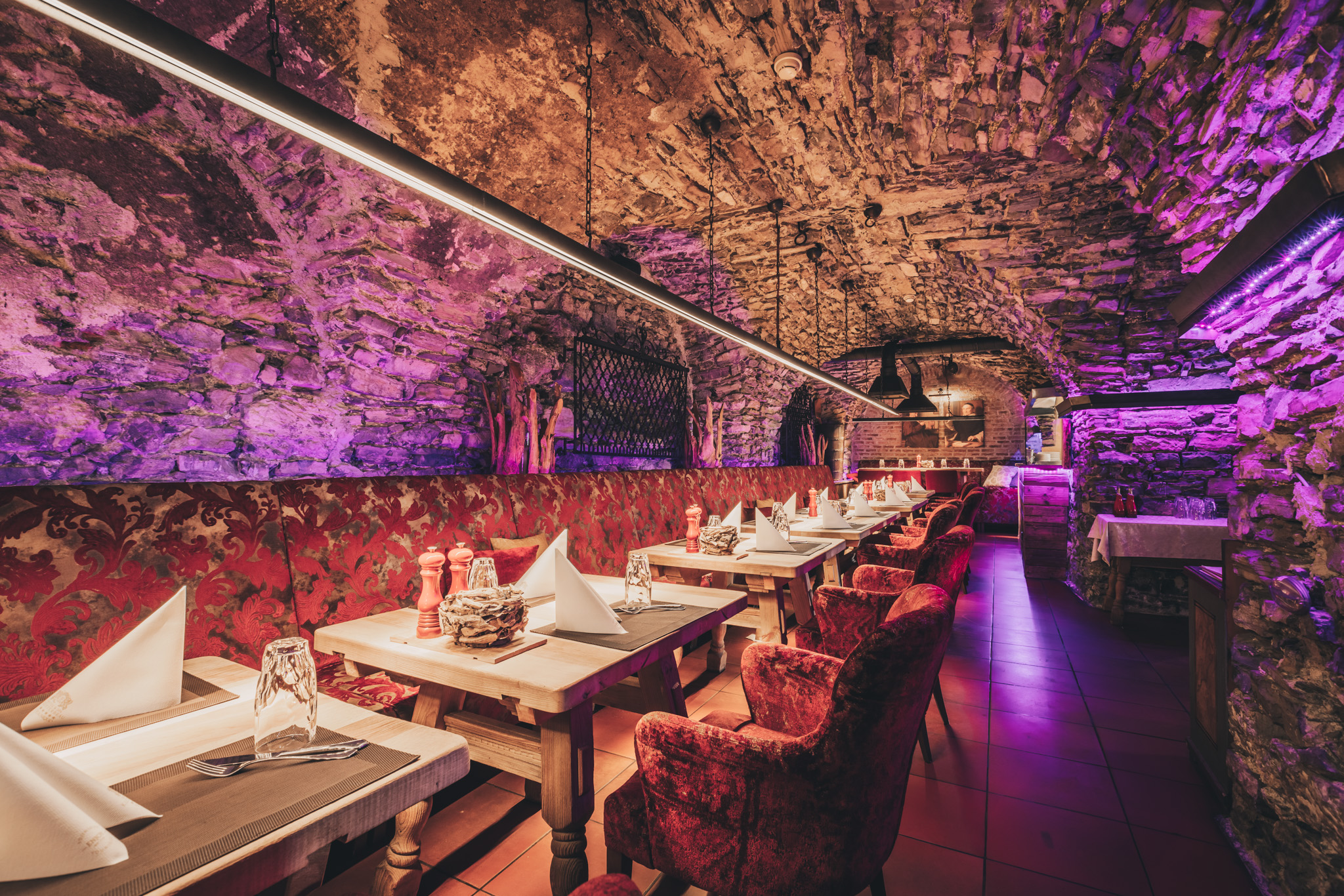 HDHotelOesterreichKlosterbraeuhotel klosterbraeu braeukeller innenaufnahmen