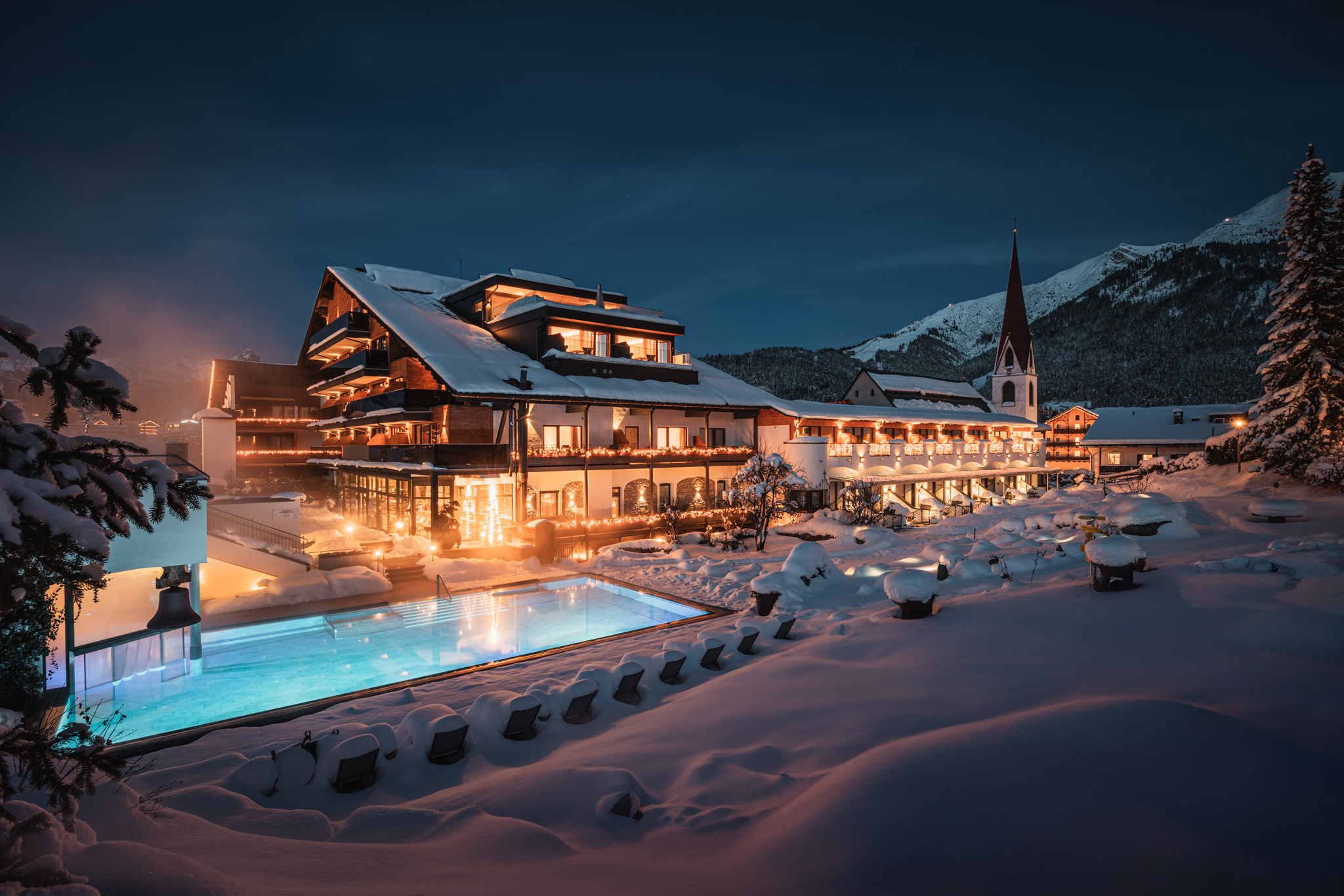 HDHotelOesterreichKlosterbraeuklosterbraeu seefeld dezember 2023 pool schnee