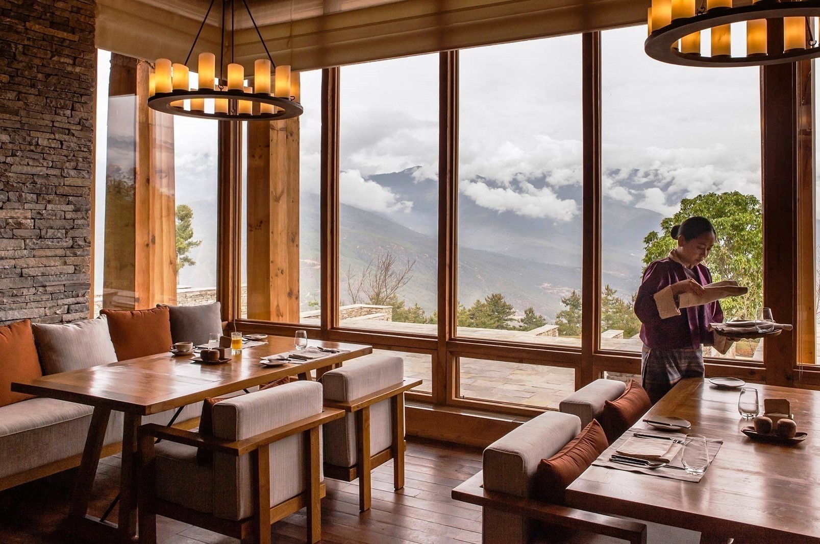 HotelBhutanSix Senses ParoRestaurant