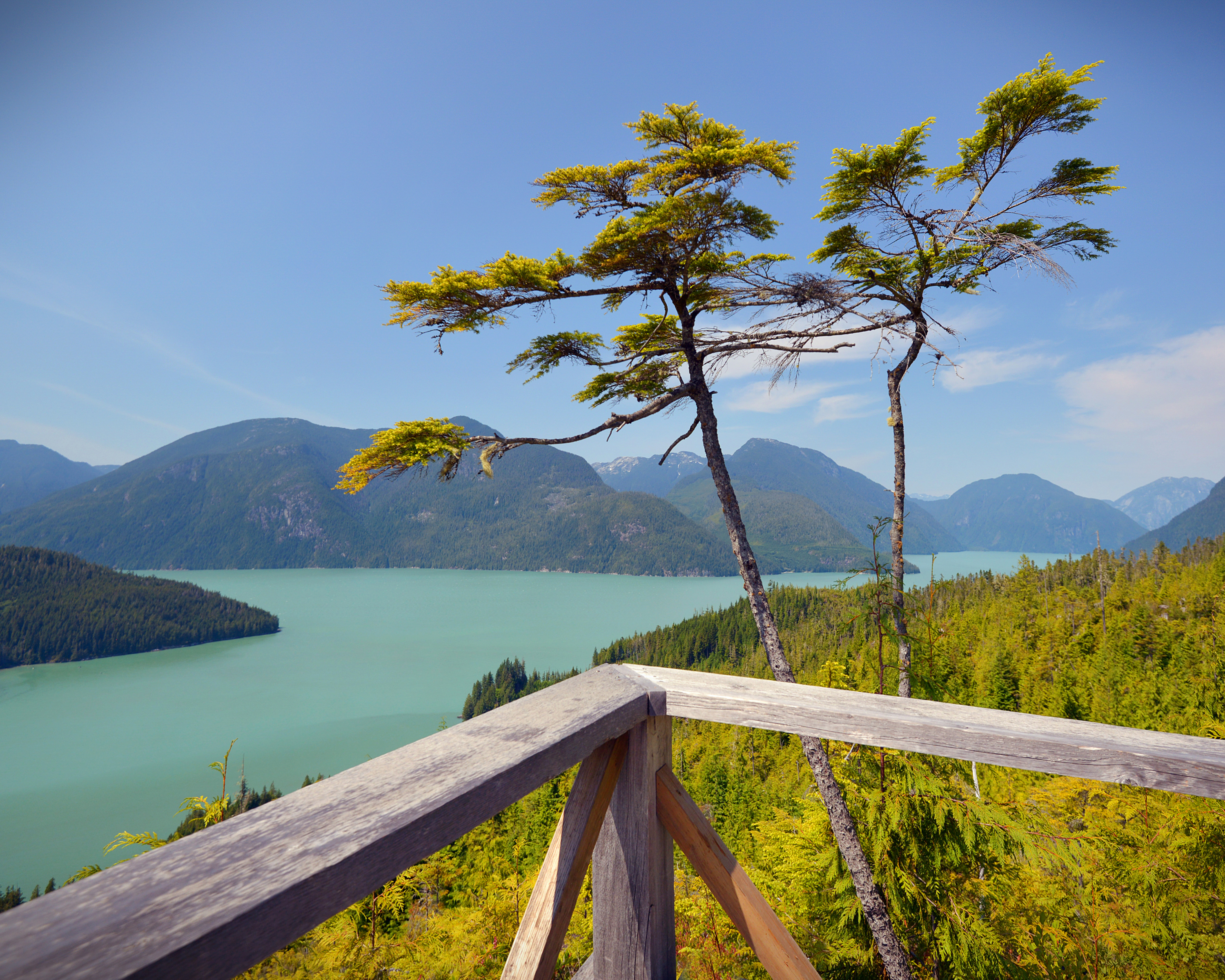 HDBritish ColumbiaKnight Inlet LodgeLandschaft 2