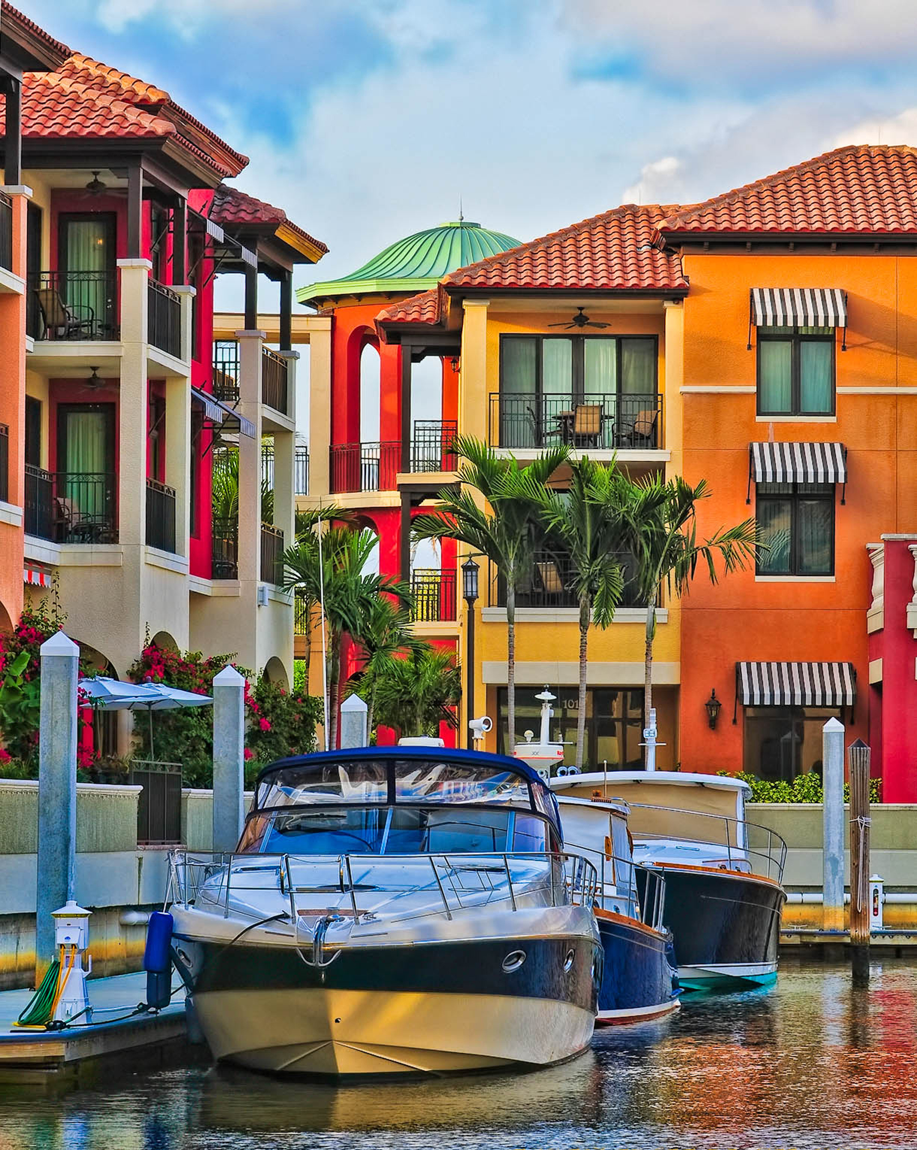 HDFloridaNaples0Naples Bunte Hauser