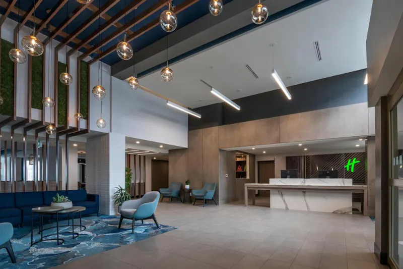 HotelOntarioHoliday Inn Kingston Lobby