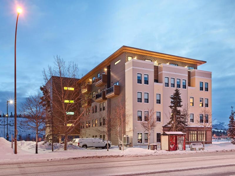 HotelYukonRaven Inn Whitehorse Aussenansicht