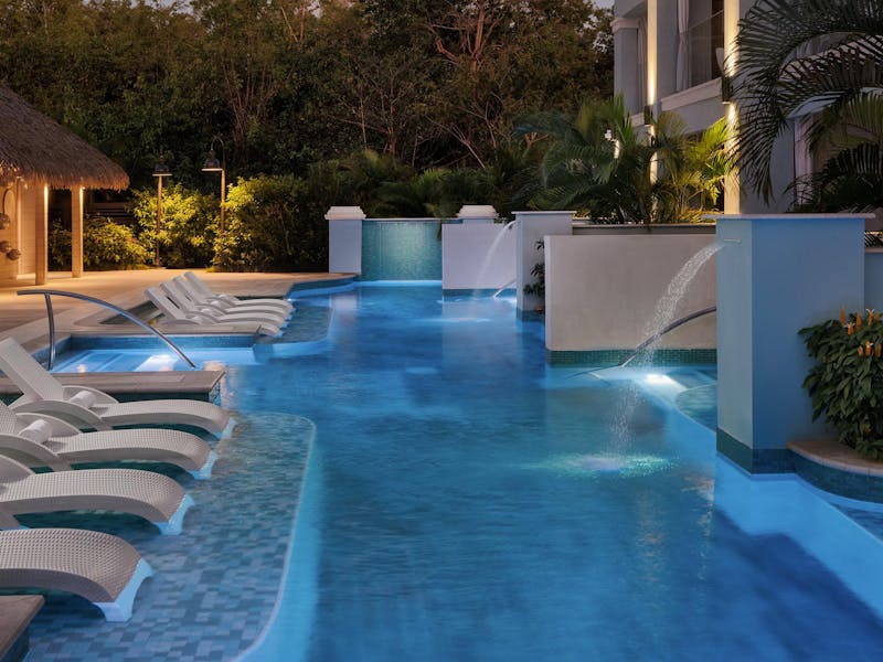 HDHotelJamaikaSandals Royal CaribbeanPool3